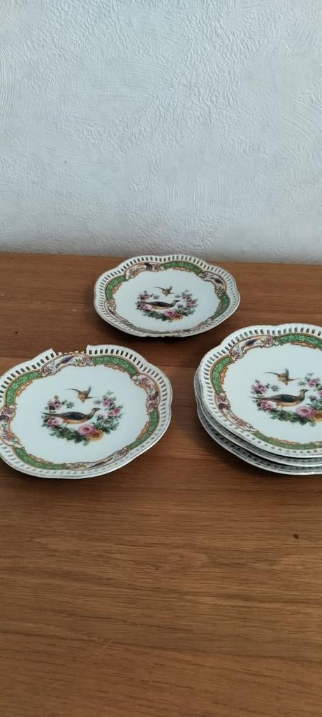 Gebaksbordjes - 6 stuks, 2 beschadigd, Gebruikt, Ophalen of Verzenden, Bord(en), Overige stijlen