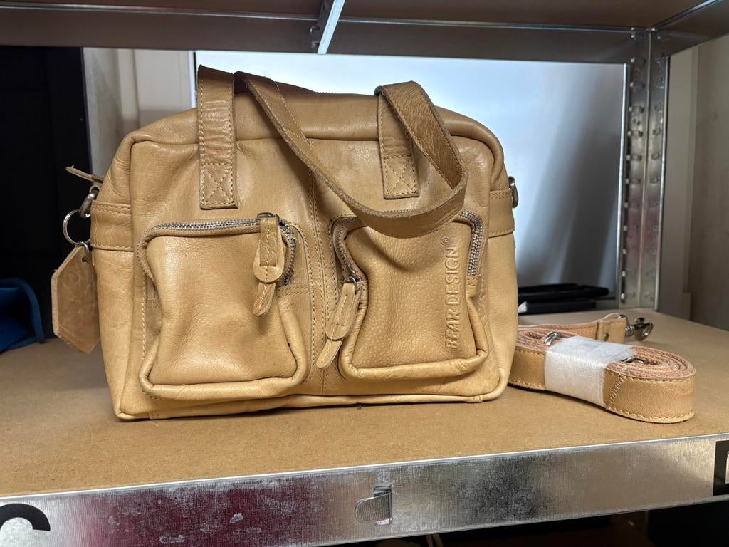 Bear design prachtige splinternieuwe leren tas, Sieraden, Tassen en Uiterlijk, Tassen | Schoudertassen, Overige merken, Bruin