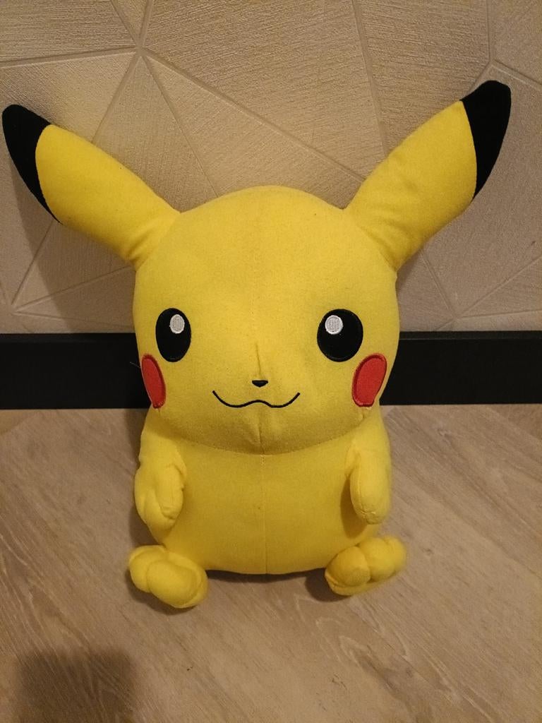 Grote pikachu knuffel, Ophalen of Verzenden, Overige typen