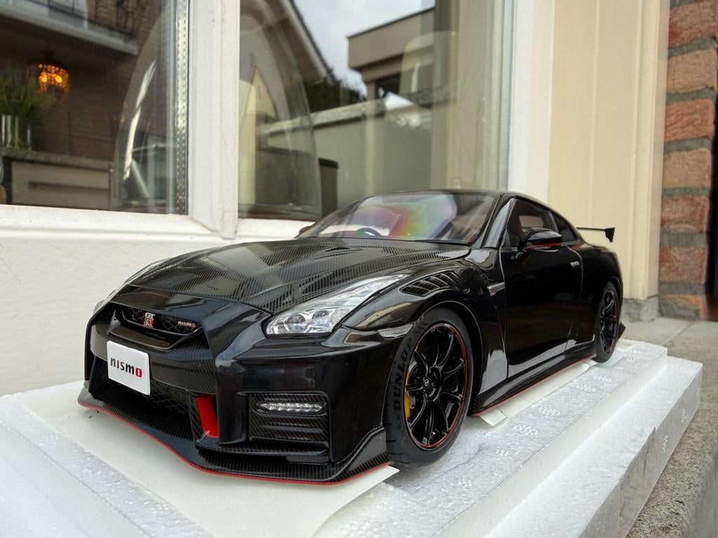 1:18 Nissan GT-R R35 Nismo Meteor Flake Black Autoart 77504, Hobby en Vrije tijd, Modelauto's | 1:18, Nieuw, Auto, Autoart, Ophalen of Verzenden