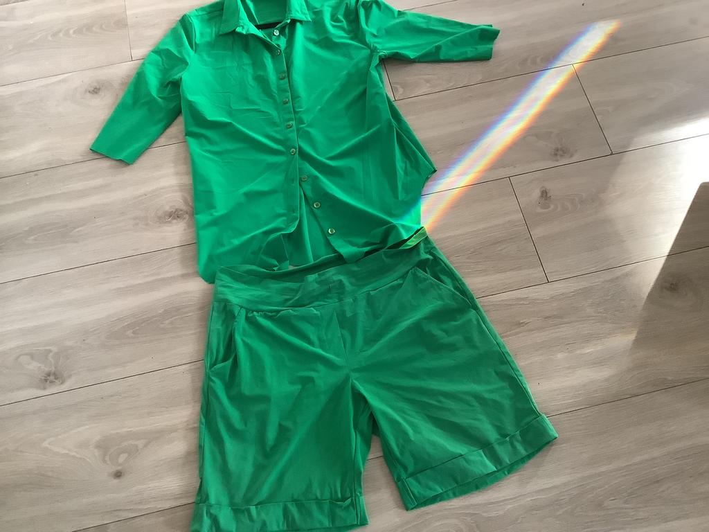 Travelstof set L bermuda Studio Anneloes met HH blouse, Kleding | Dames, Kort, Maat 42/44 (L), Ophalen of Verzenden, Zo goed als nieuw