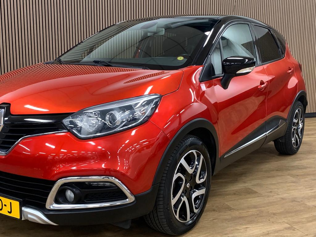 Renault Captur 1.2 TCe Helly Hansen|Automaat|36000KM|Navigat, Euro 5, Zwart, 4 cilinders, SUV of Terreinwagen