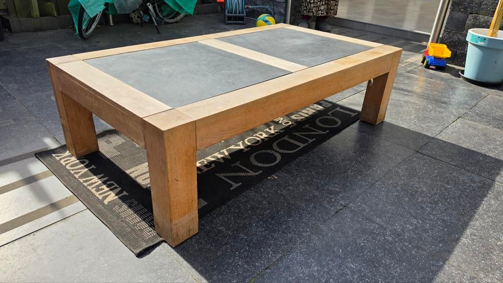 Moderne salontafel van massief hout met stenen blad, Gebruikt, Overige materialen, 100 tot 150 cm, Modern
