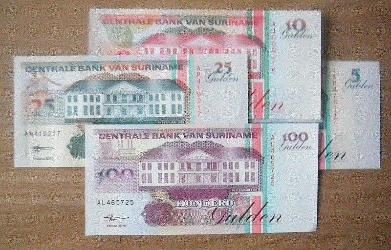 Suriname 1996/1998, 4 Bankbiljetten 5 t/m 100 gulden (UNC), Ophalen of Verzenden, Zuid-Amerika, Setje