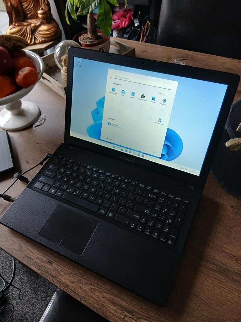 Leuke Asus laptop, Ophalen, Gebruikt, 2 tot 3 Ghz, 15 inch