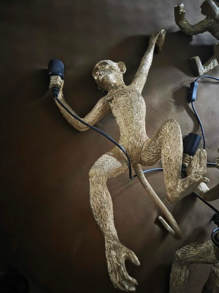 Mooie  wandlamp en sier staande aap goud, Ophalen of Verzenden, Zo goed als nieuw