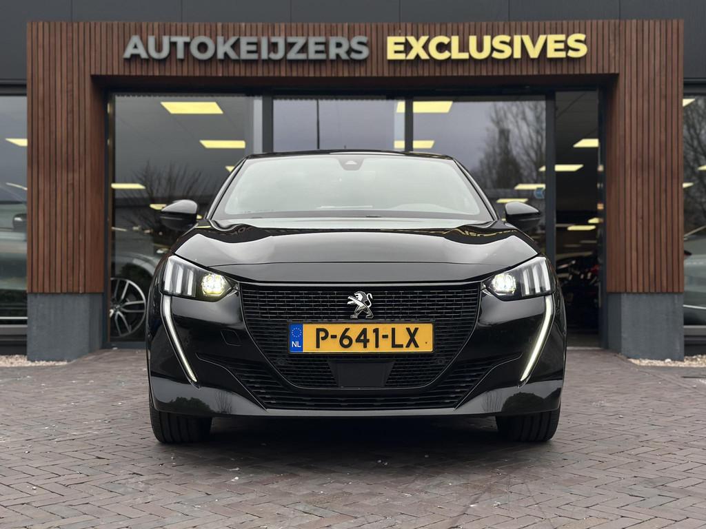 Peugeot e-208 EV GT Pack 50 kWh Panoramadak Stoelverw. Carpl, 136 pk, Gebruikt, 351 km, Zwart