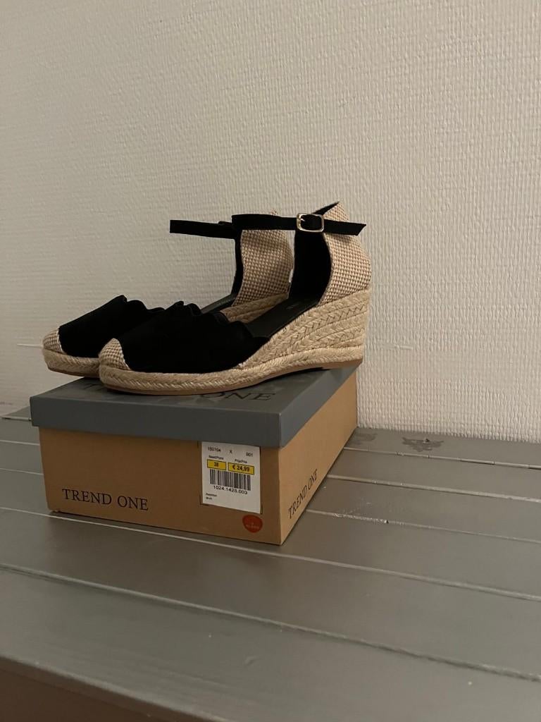 Sleehak espadrilles met enkelsluiting Trend One, Zwart, Ophalen of Verzenden, Espadrilles of Moccasins, Trend One