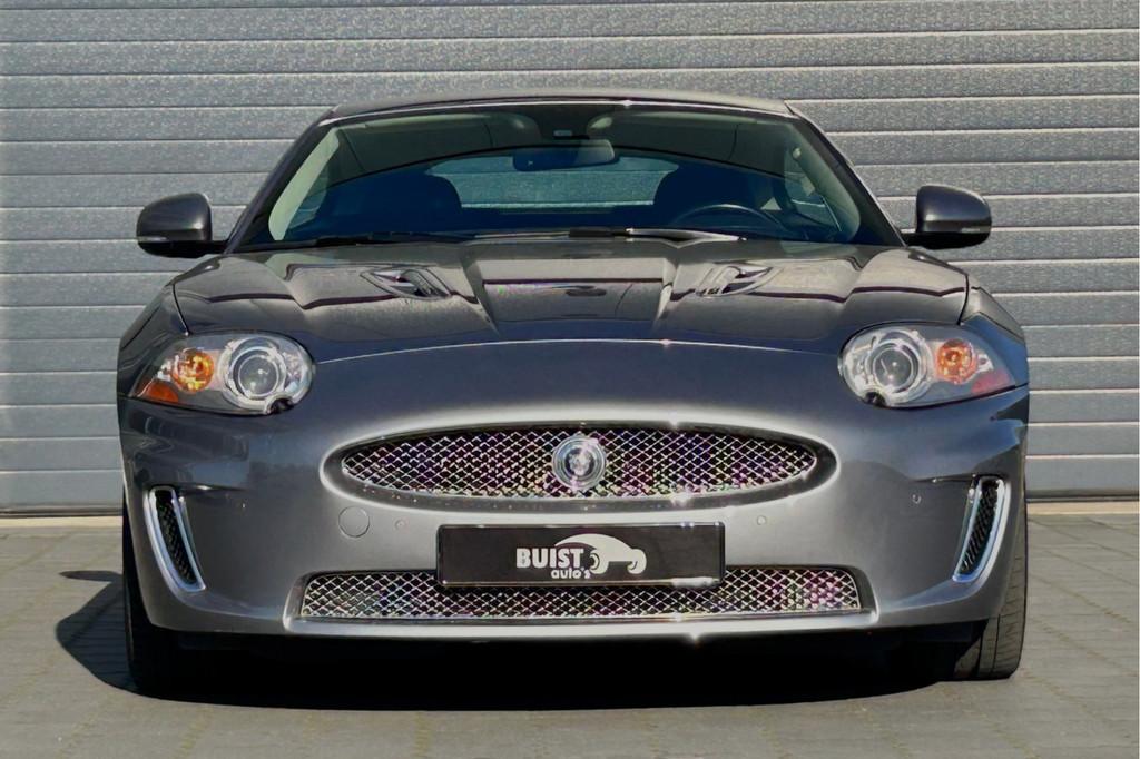 Jaguar XKR 5.0 V8 S/C Coupé 94798KM! NL-auto! YOUNGTIMER!, Auto's, Jaguar, Euro 5, Achterwielaandrijving, Gebruikt, 510 pk