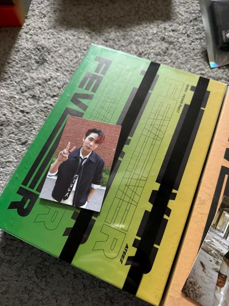 Ateez Fever Albums kpop, Ophalen of Verzenden, Zo goed als nieuw, Foto of Kaart