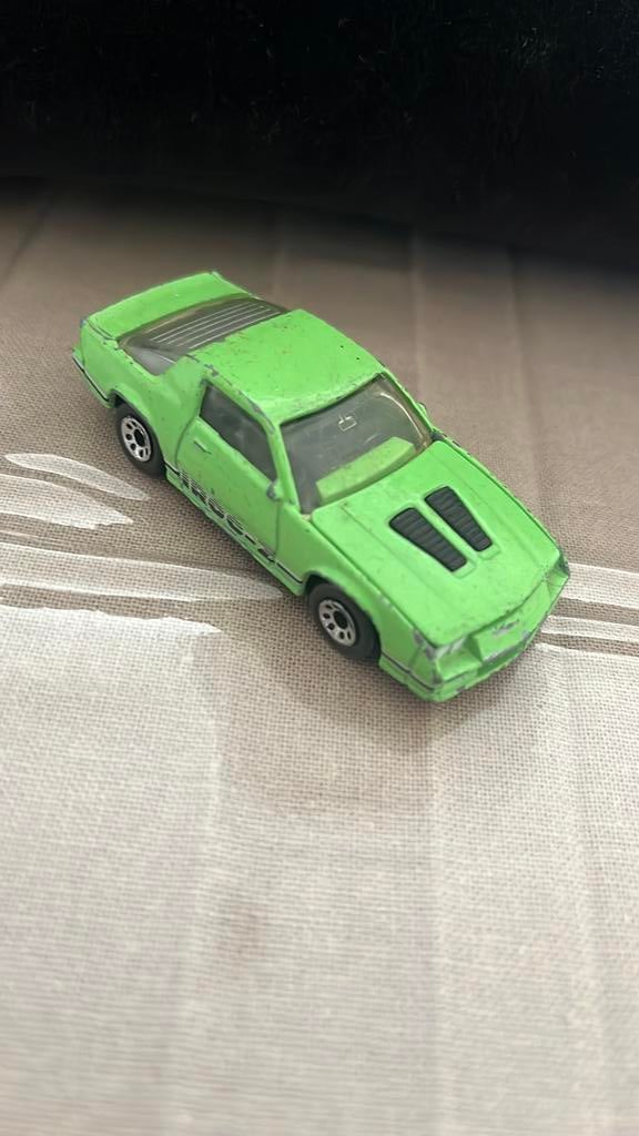 MATCHBOX CHEVROLET CAMARO IROC Z28 1985, Ophalen of Verzenden, Zo goed als nieuw, Auto