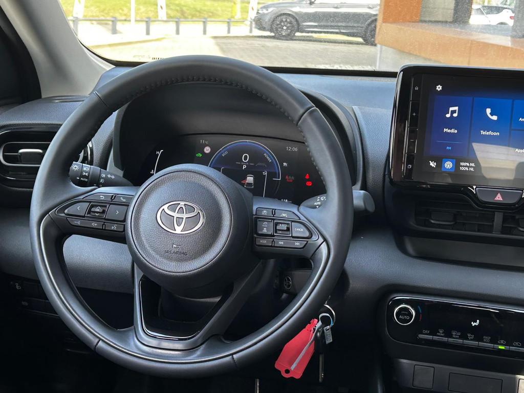 Toyota Yaris 1.5 Hybrid Dynamic/Adap.Cruise/Led, Gebruikt, 116 pk, Bedrijf, 857 km
