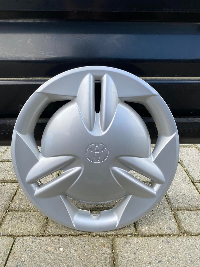 1 originele Toyota Yaris wieldop 13” inch, Auto diversen, Ophalen of Verzenden, Zo goed als nieuw