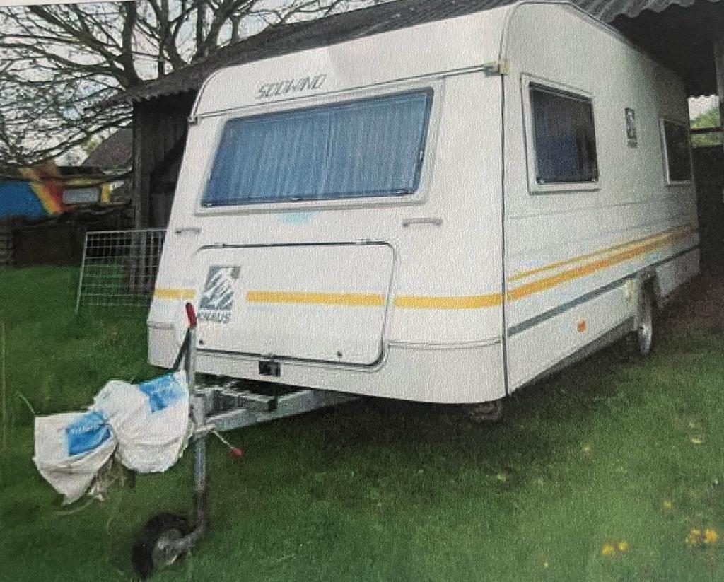 Te koop Knaus Sudwind type 6304, Caravans en Kamperen, Vast bed, 750 - 1000 kg, Particulier, 5 tot 6 meter