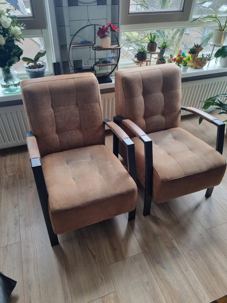 2 grote stoelen, Huis en Inrichting, Fauteuils, Ophalen of Verzenden, Gebruikt, 75 tot 100 cm, 50 tot 75 cm