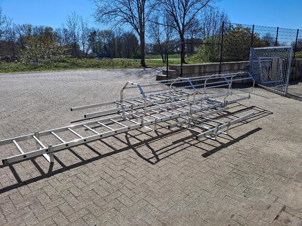 kooiladder brandtrap vluchttrap aluminium
