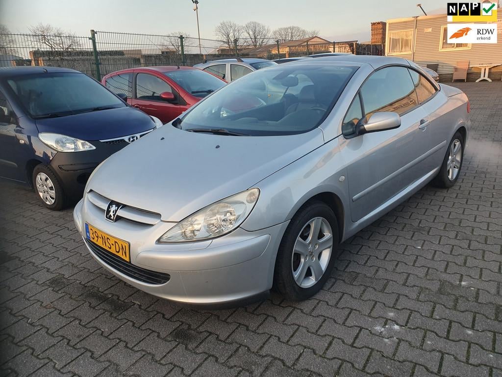 Peugeot 307 CC Peugeot 307 CC 2.0-16V-AUTOMAAT-LEER, Gebruikt, Zwart, 4 cilinders, Cabriolet