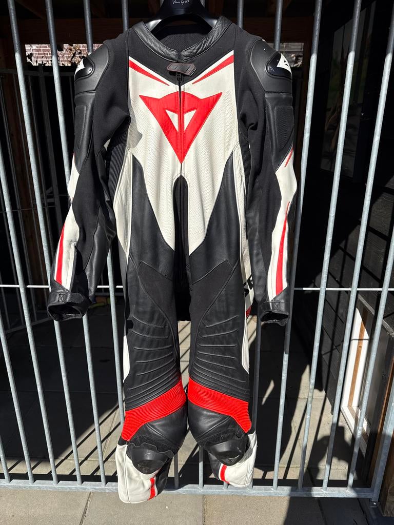 Dainese Motorpak Leer Zwart/Wit/Rood mt 56, Ophalen of Verzenden, Tweedehands, Heren, Combipak