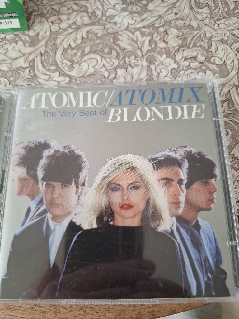 Blondie  Atomic/ Atomix the very best, Ophalen of Verzenden, Zo goed als nieuw