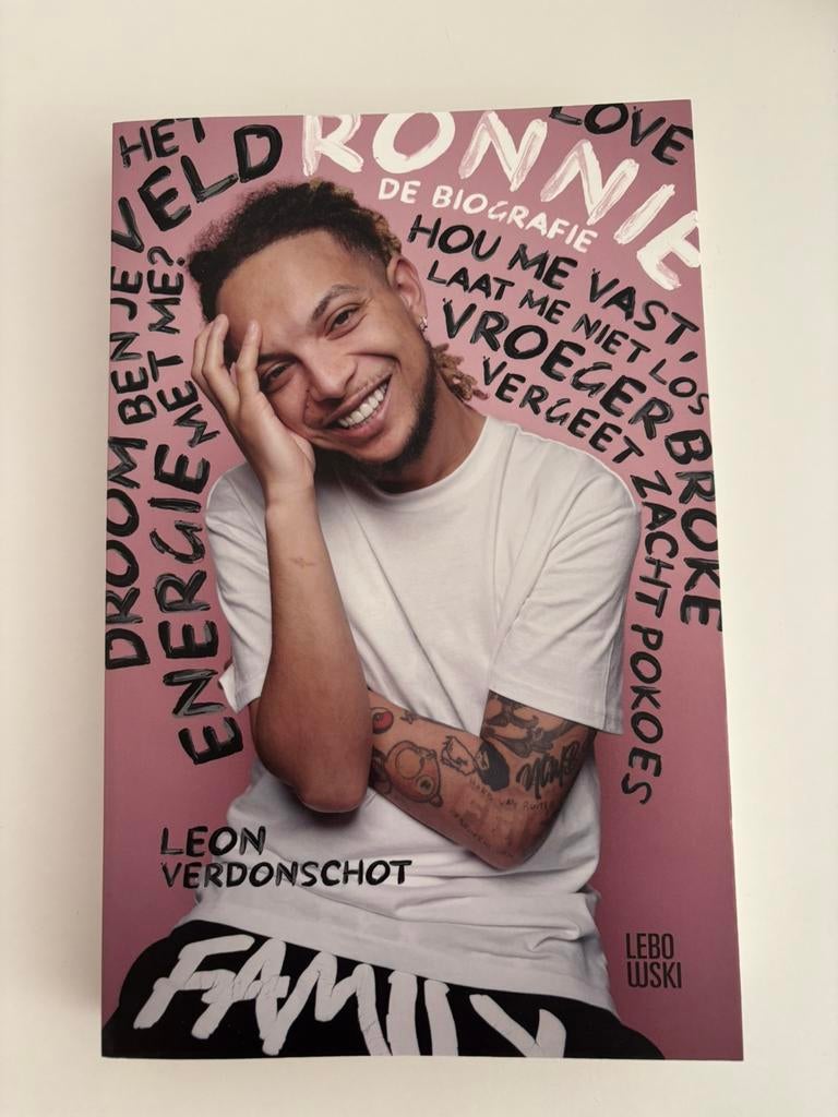 Leon Verdonschot - Ronnie Flex, Ophalen of Verzenden, Zo goed als nieuw