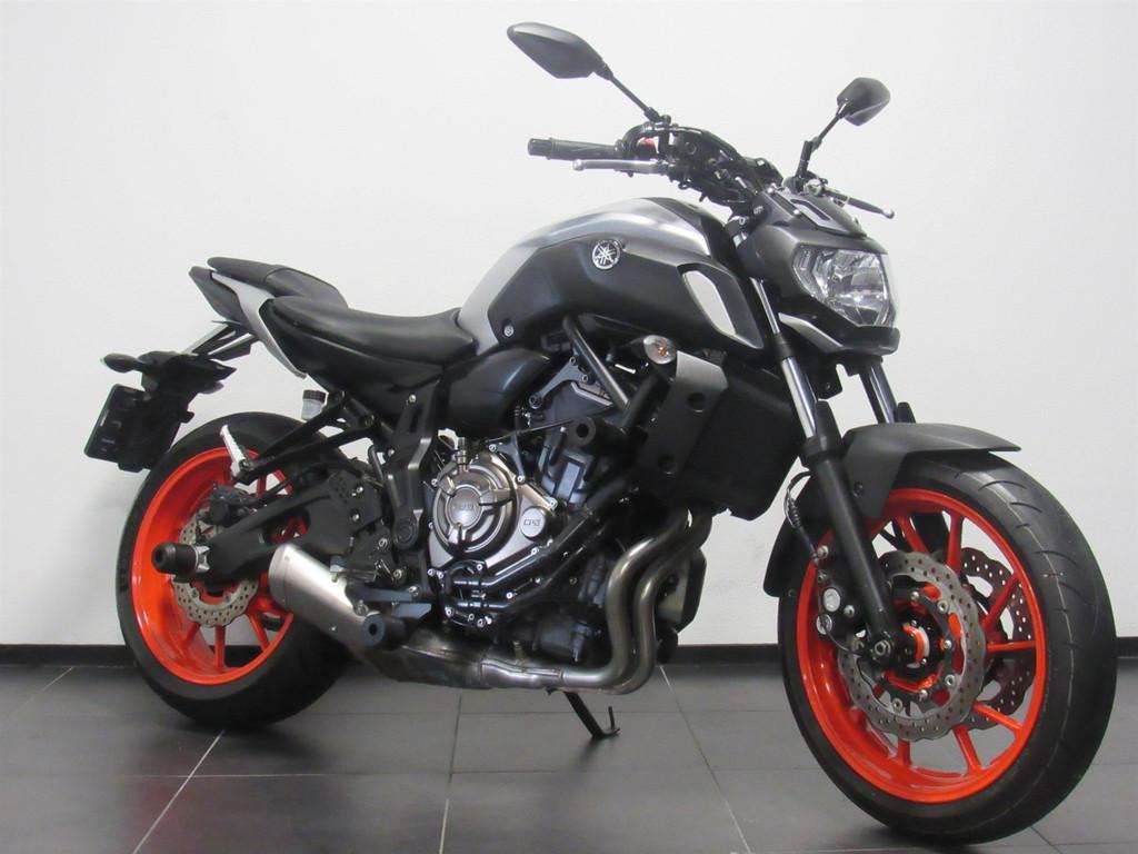 Yamaha MT 07 ABS - foto 2