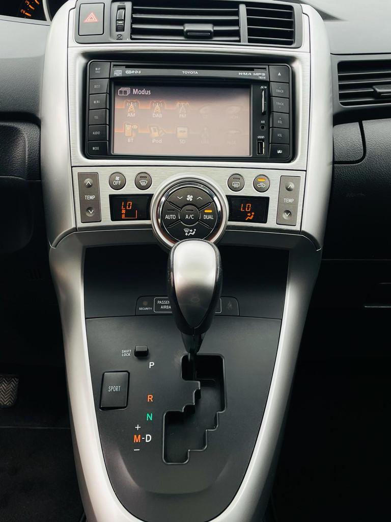 Toyota Verso 1.8 VVT-i Business Limited Automaat, Pano Dak,, Euro 5, 450 kg, Gebruikt, 4 cilinders