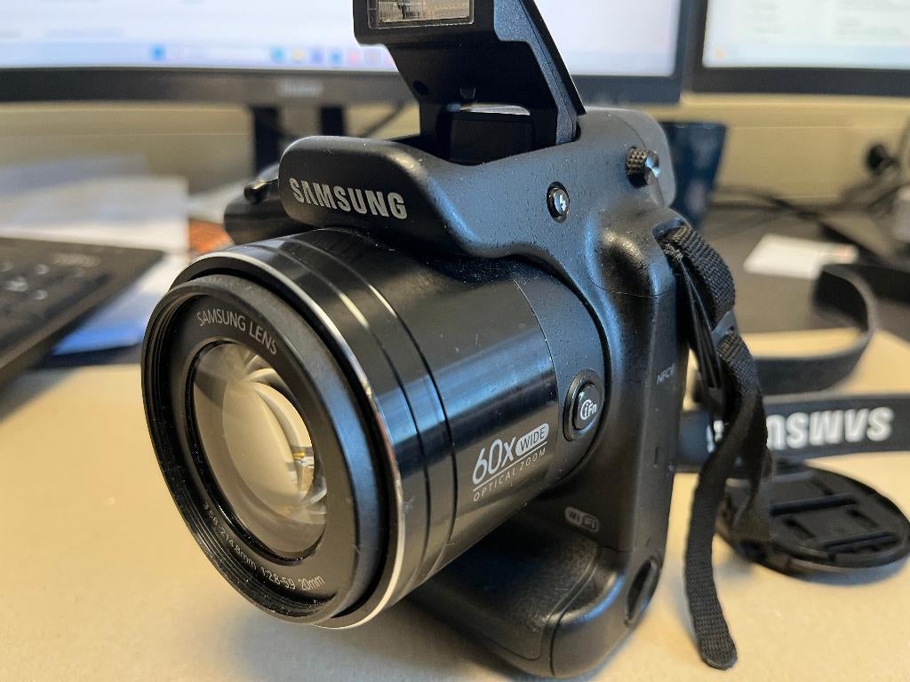 Samsung WB2200 - 16 MP camera, Audio, Tv en Foto, Fotocamera's Digitaal, Compact, Ophalen of Verzenden, Zo goed als nieuw, Samsung