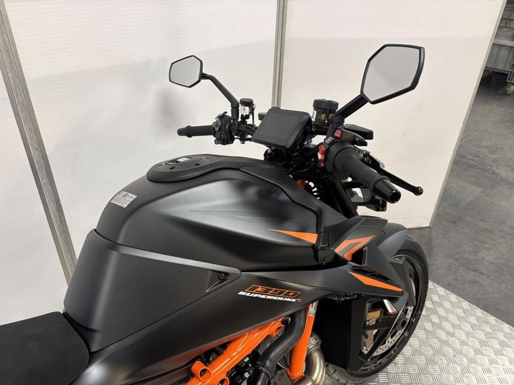 KTM 1390 SUPER DUKE R (bj 2026) - foto 3