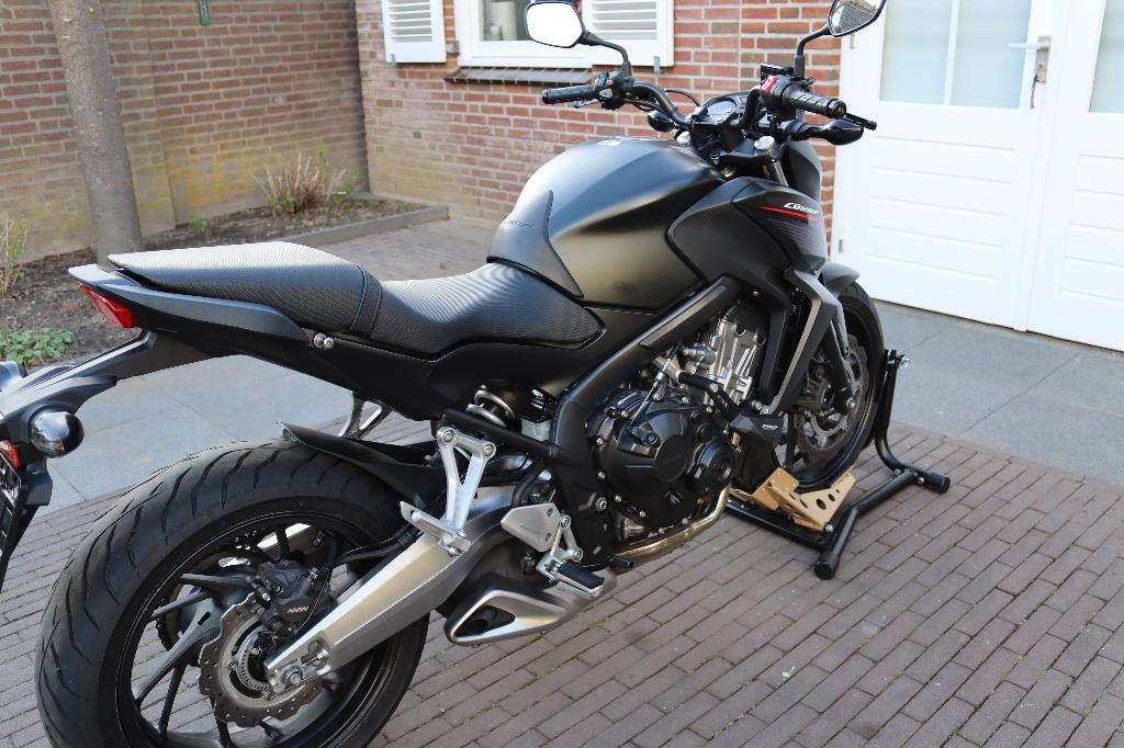 Honda CB650F - A2 Mogelijk! - foto 3