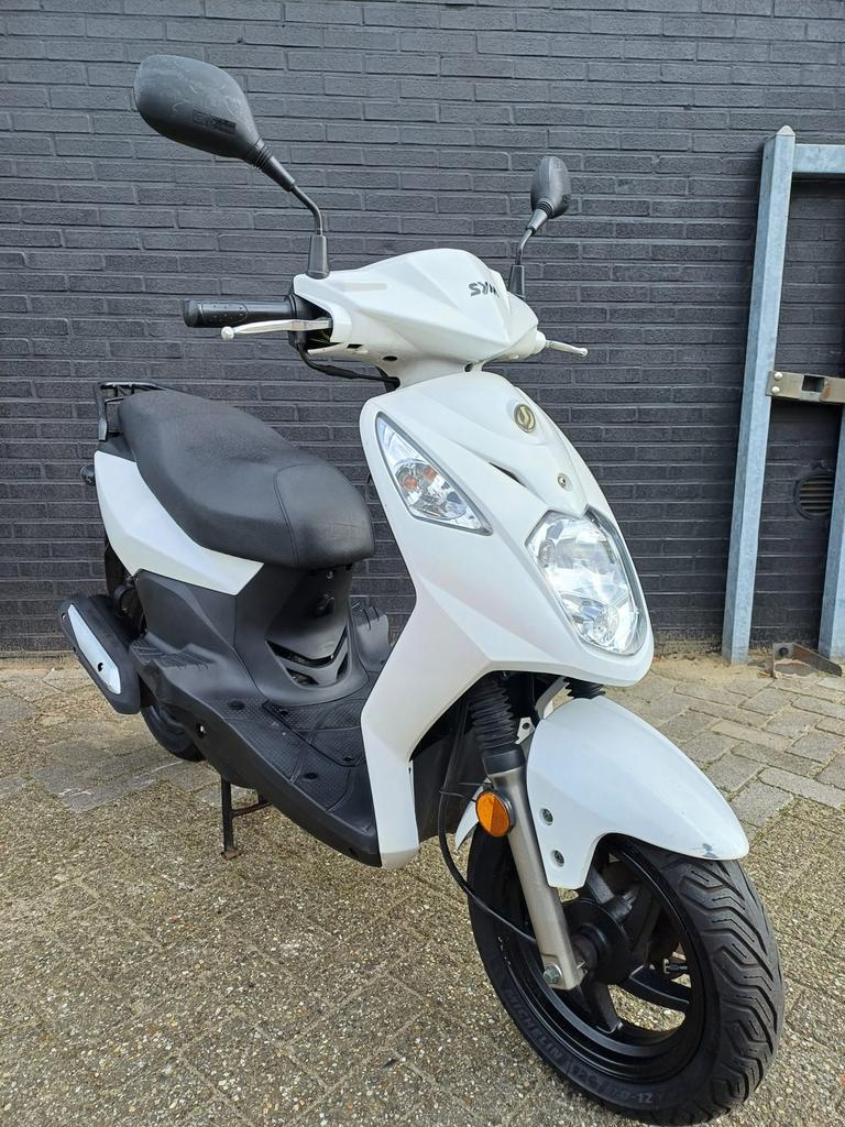 Sym orbit 2 snorscooter, Ophalen of Verzenden, Zo goed als nieuw, Benzine