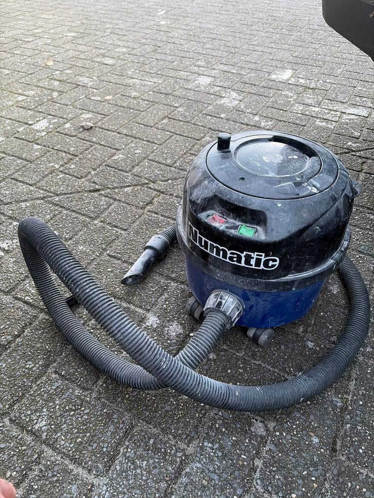 Numatic waterstofzuiger - Gebruikt maar functioneel, Ophalen of Verzenden, Gebruikt, Reservoir, Waterstofzuiger