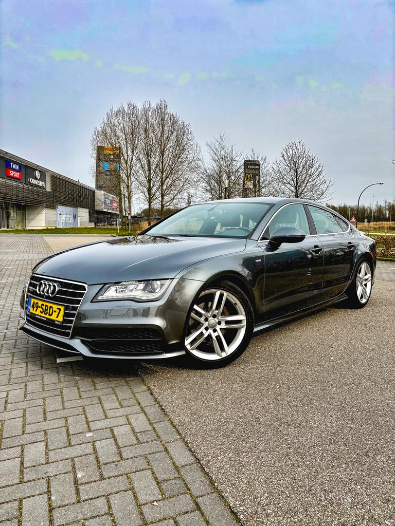Audi A7 2.8FSI Quattro  S-tron 2011 Grijs Pro S-line Plus, Auto's, Euro 5, Zwart, 2773 cc, 4 stoelen