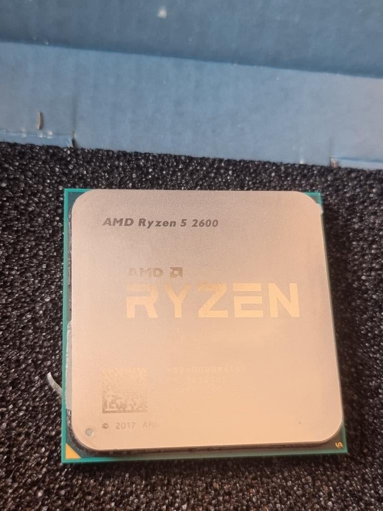 Amd Ryzen 2600 cpu, Ophalen of Verzenden, Gebruikt, 3 tot 4 Ghz