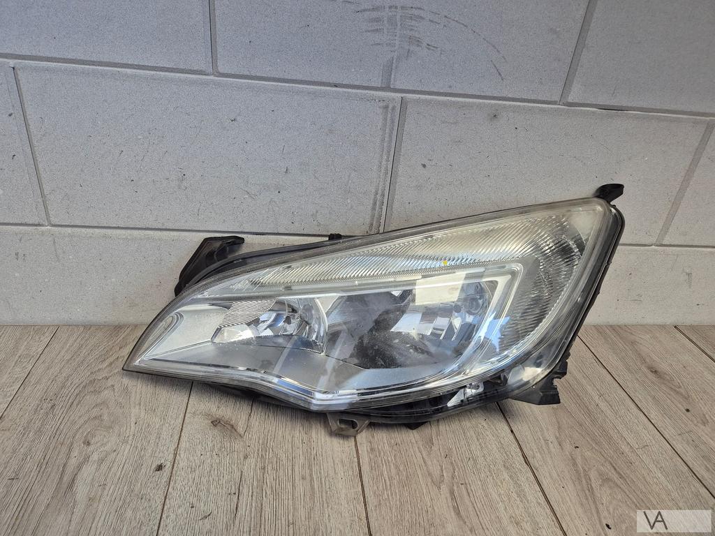 Opel Astra J 2009 - 2015 koplamp links 13253646 75 euro, Gebruikt, -, -, Opel
