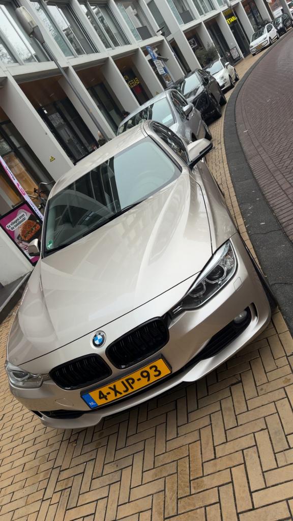 BMW 3-Serie 1.6I 320EDE 125KW Aut8 (f30) 2014 Grijs, Auto's, Achterwielaandrijving, 4 cilinders, 19 km/l, 170 pk