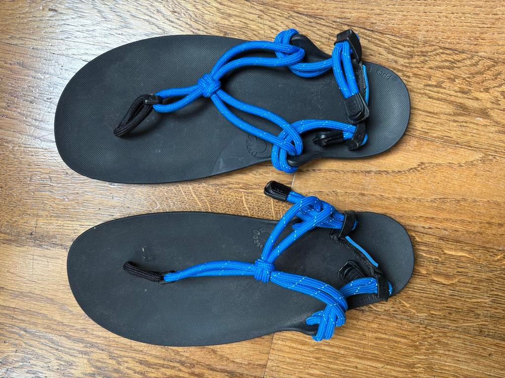 Barefoots Xero shoes Aqua Cloud sandalen maat 39, Zwart, Zo goed als nieuw, Sandalen of Muiltjes, Ophalen of Verzenden