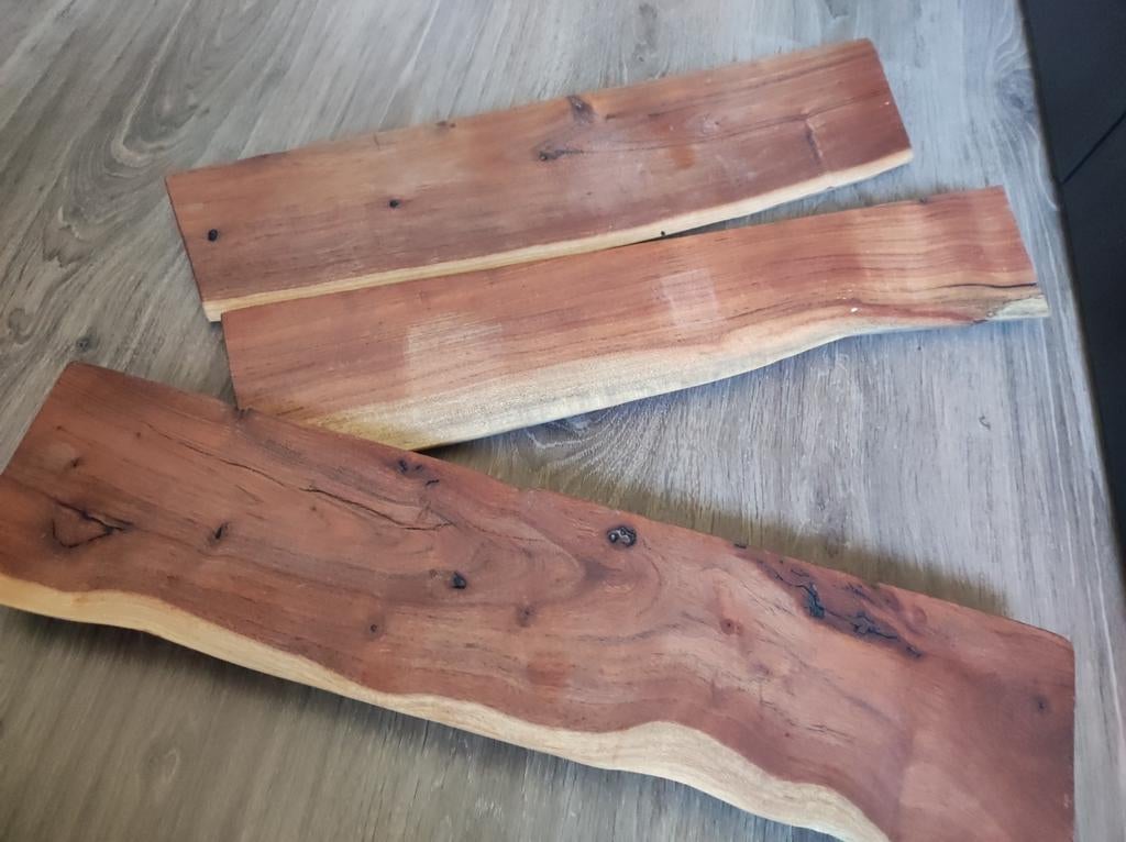 Planken voor aan de muur, Doe-het-zelf en Verbouw, Hout en Planken, Ophalen of Verzenden, Plank, 50 mm of meer, Minder dan 200 cm