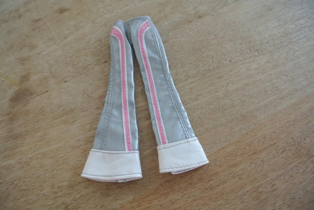 Barbie Bratz Kleertjes Live in Concert/ nr 152, Ophalen of Verzenden, Zo goed als nieuw, Kleertjes