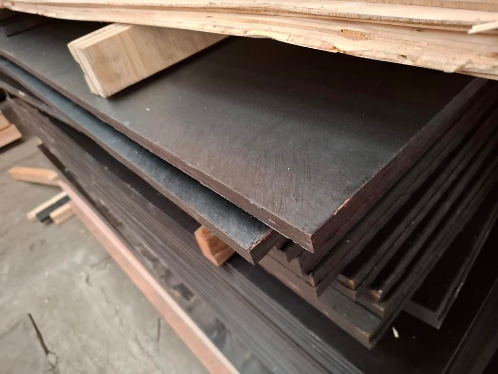 Partij 19 st betonplex platen 250x125x1.8 cm bezorgen mogeli, Ophalen, Nieuw, 250 cm of meer, Planken