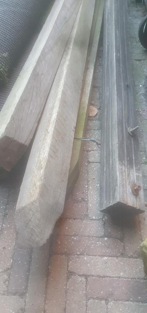 2 palen van 300 x 8 cm en 2 palen Bankirai? van 300 x 8,5 cm, Tuin en Terras, Palen, Balken en Planken, Ophalen, 250 cm of meer