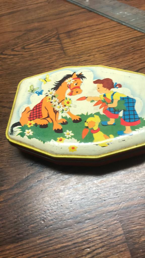 Horner blik met leuke afbeelding, Verzamelen, Blikken, Ophalen of Verzenden, Gebruikt, Overige