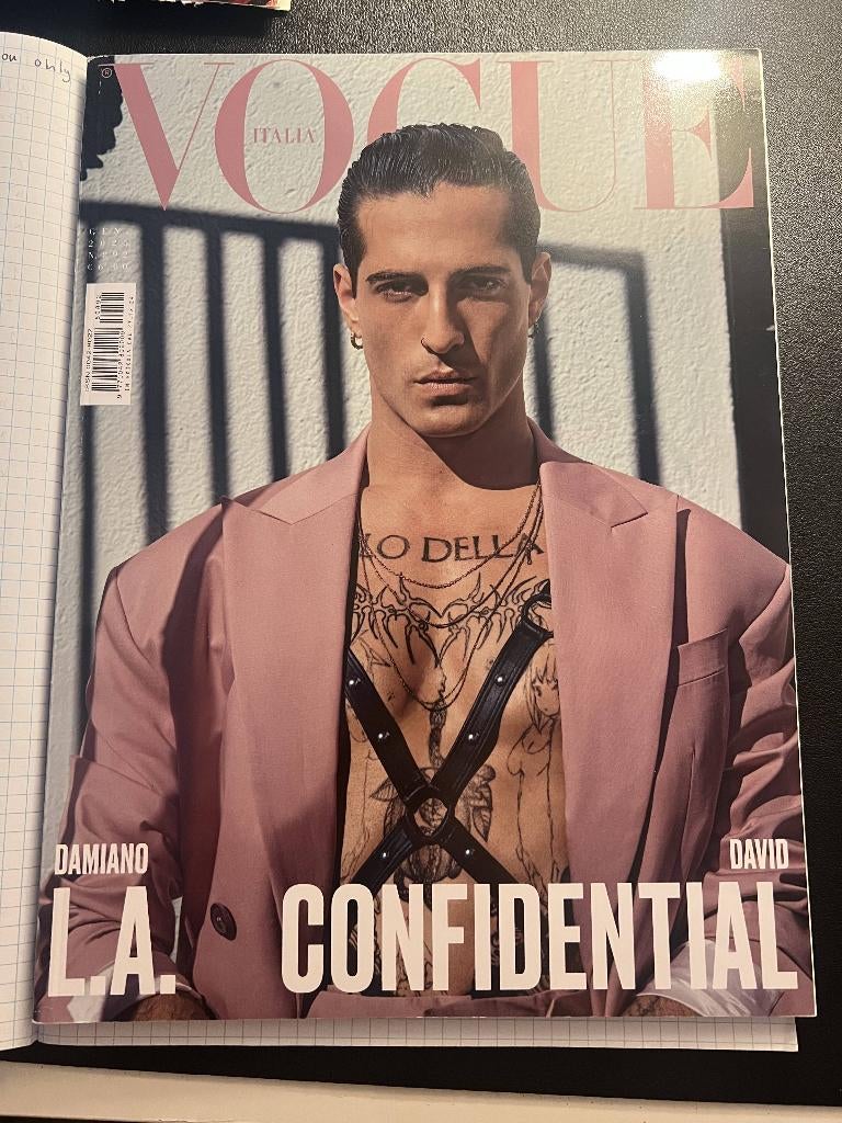 Vogue Italia Damiano David, Ophalen of Verzenden, Zo goed als nieuw, Muziek, Film of Tv