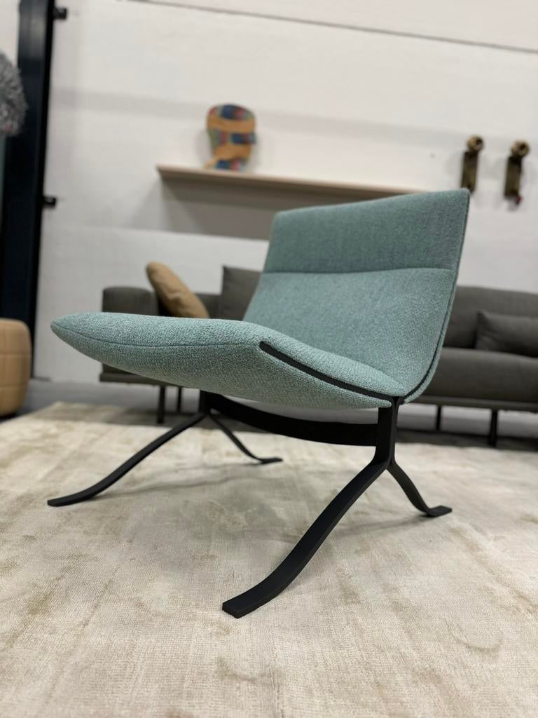 Nieuw EYYe Juno Fauteuil Kaya stof Design stoel Parrot, Nieuw, 75 tot 100 cm, Design on Stock, Stof