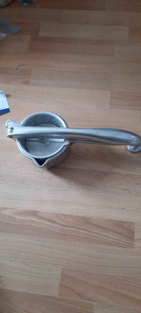 Zyliss Swiss Made knoflookpers/citruspers, Ophalen of Verzenden