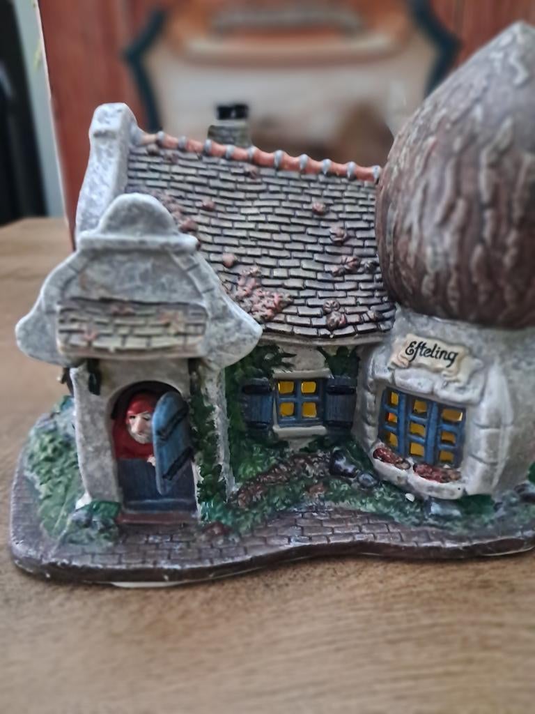 Luville efteling huis van tobbelientje, Ophalen, Beeldje of Poppetje