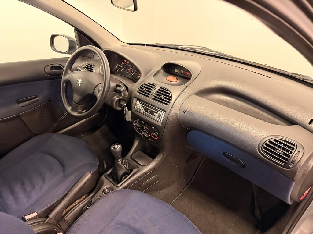 Peugeot 206 1.4 XR, Auto's, Peugeot, Voorwielaandrijving, Stof, 31 €/maand, 4 cilinders
