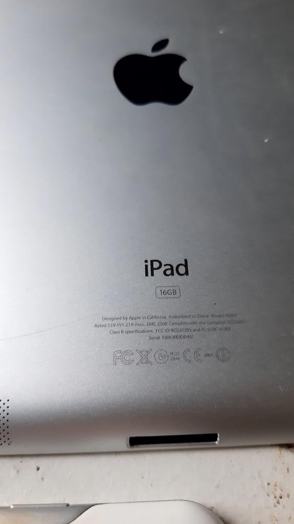 Ipad 2 32gb/ ipad 3 16gb, Computers en Software, Apple iPads, Ophalen, 10 inch, Apple iPad, 32 GB