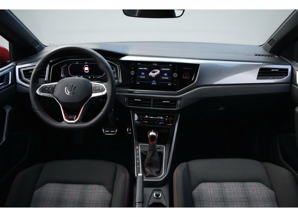 Volkswagen Polo GTI 2.0 TSI 210PK DSG SPORT VIRTUAL/LED/CARP, 15 km/l, Gebruikt, 4 cilinders, Adaptive Cruise Control