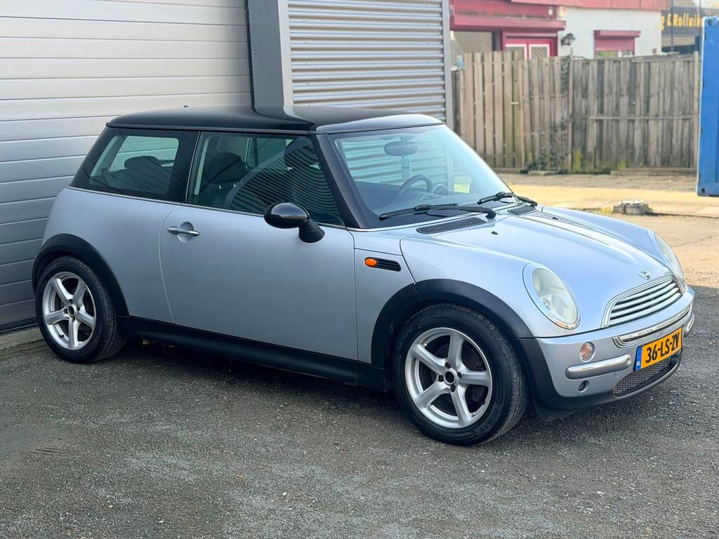 Mini Mini 1.6 Cooper Pepper, Voorwielaandrijving, 15 km/l, Gebruikt, 4 cilinders