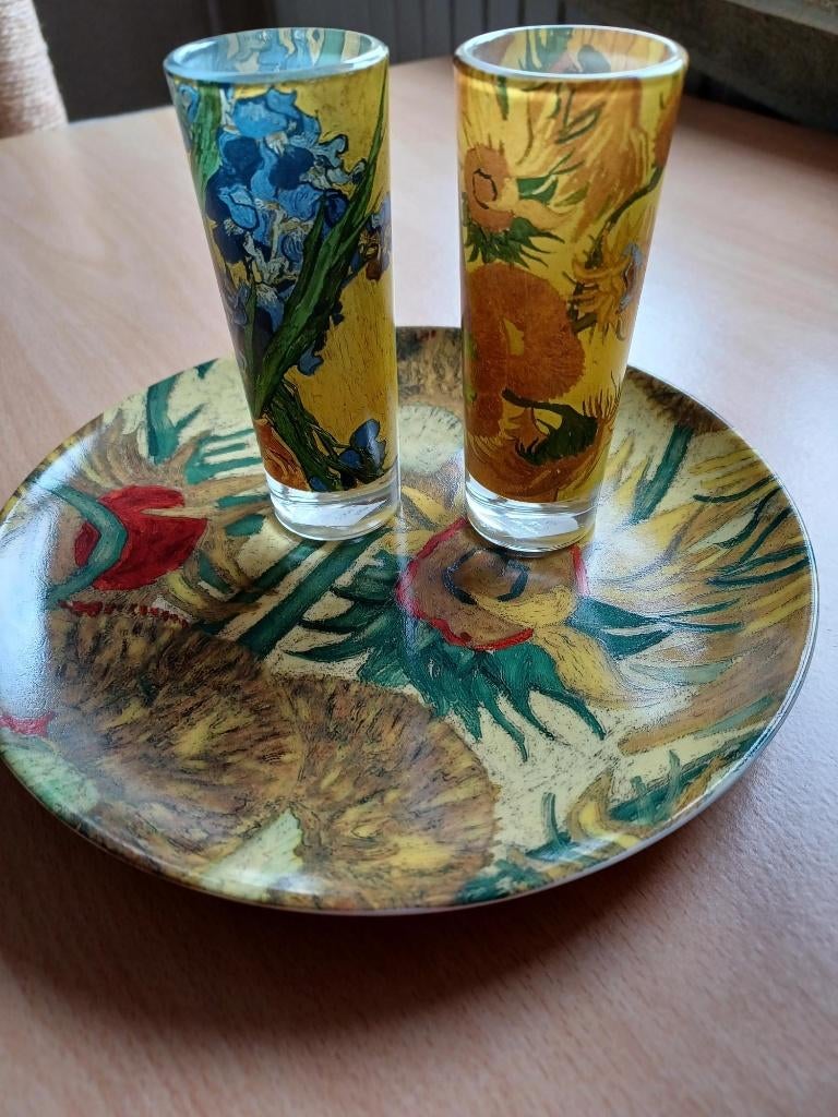 Vincent van Gogh bord & shotglazen, Huis en Inrichting, Overige materialen, Nieuw, Ophalen of Verzenden, Bord(en)